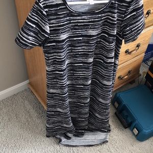 Authentic LuLaRoe Carly